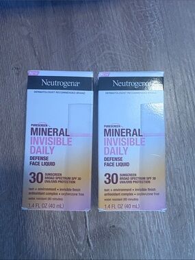 Neutrogena PureScreen Mineral Invisible Daily Defense SPF 30 Lot of 2